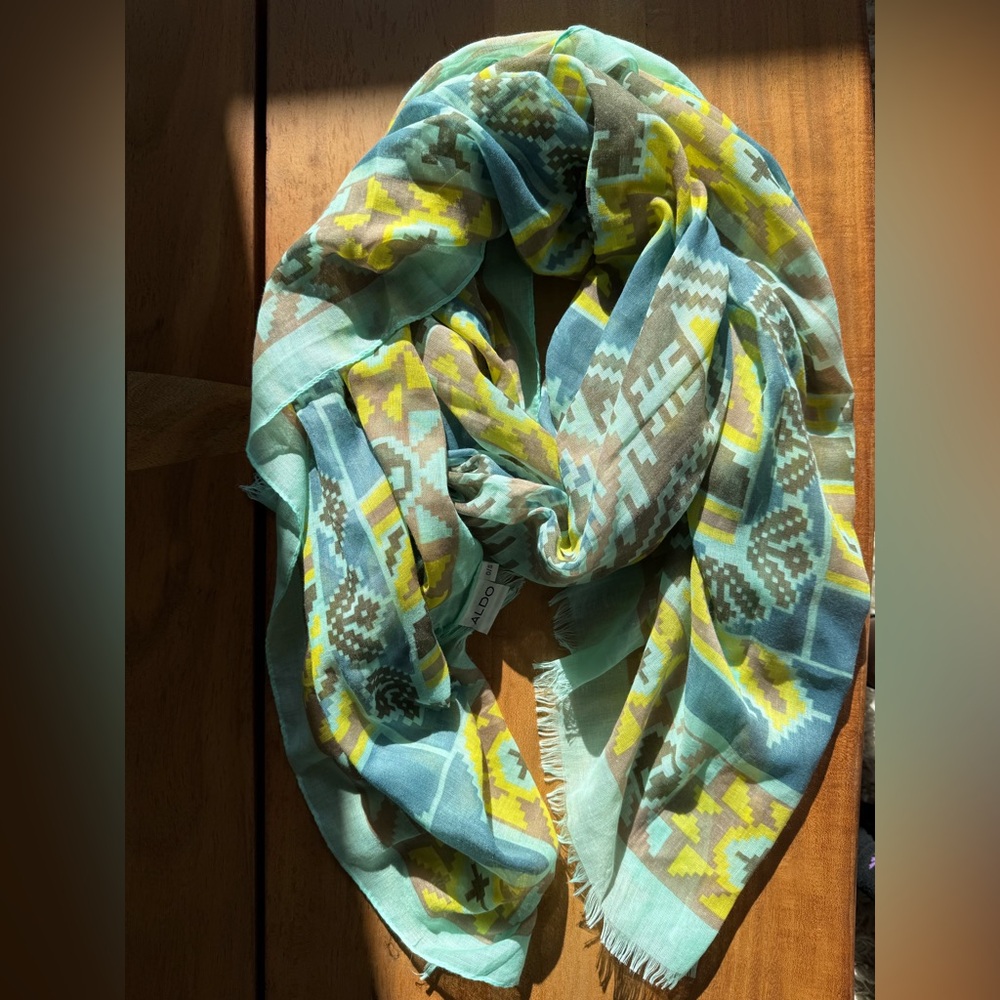 ALDO Geometric Patterned Scarf - Picture 3 of 6
